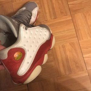 Grey Toe 13s